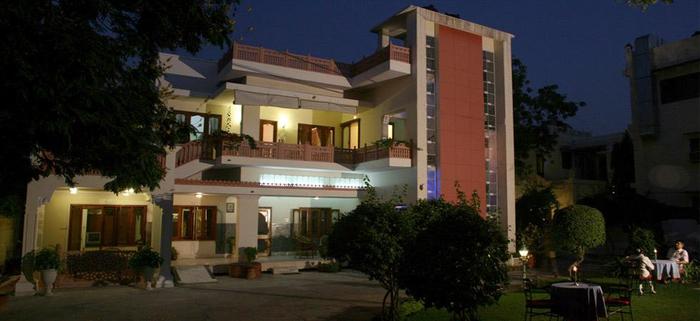 Rawla Rawatsar 